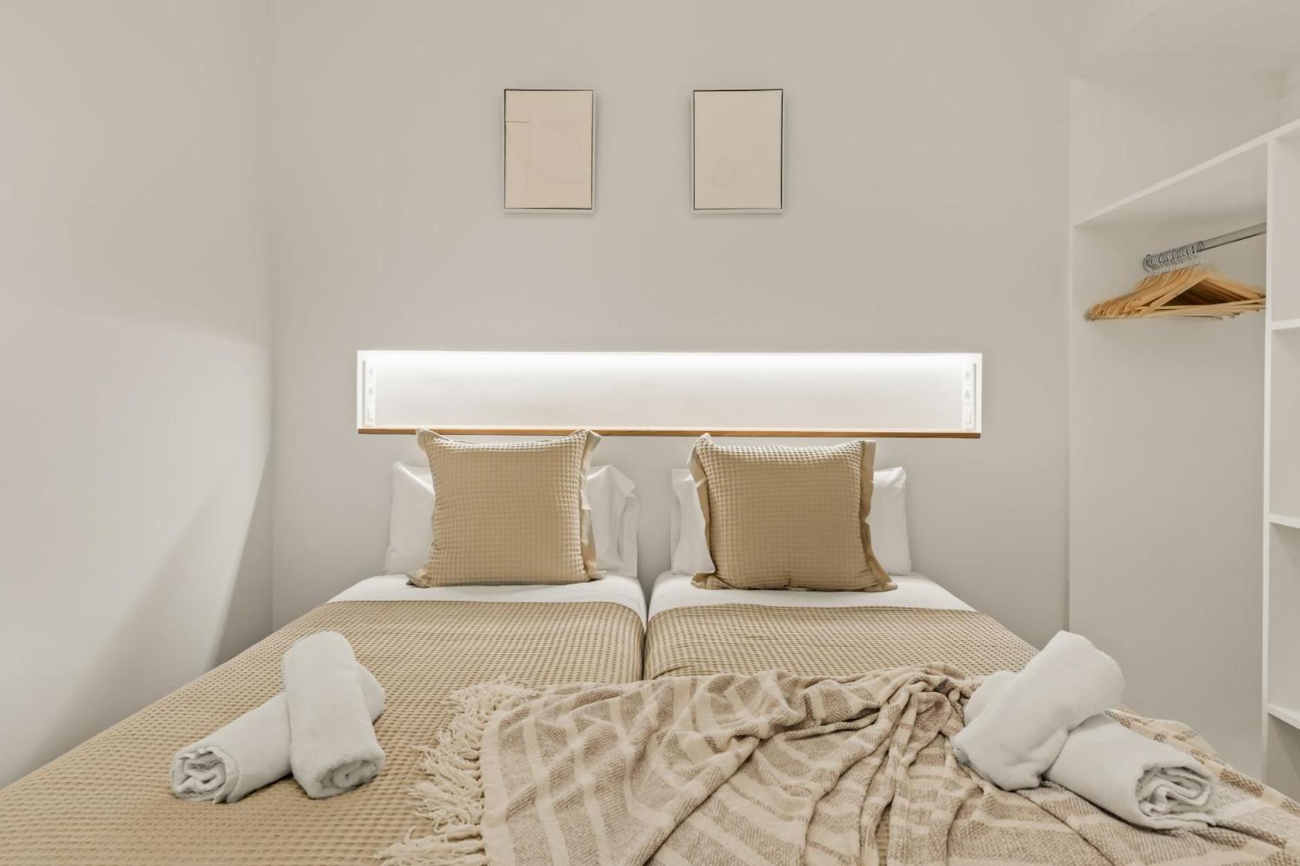 Modern & Stylish In *